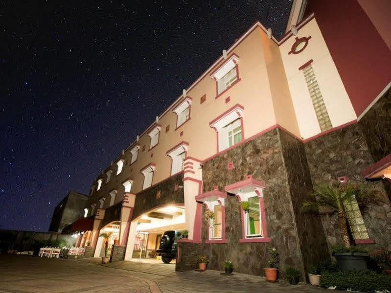 باندونج Amellia Pasteur Hotel المظهر الخارجي الصورة